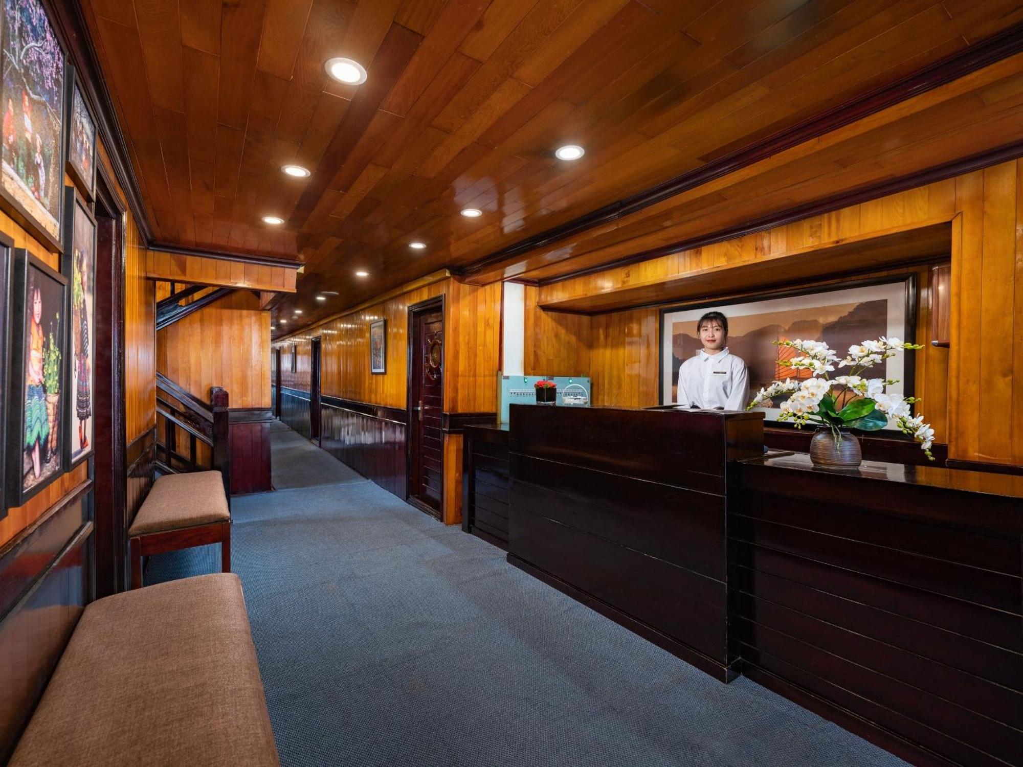 Hera Grand Luxury Cruise Hạ Long Exterior foto